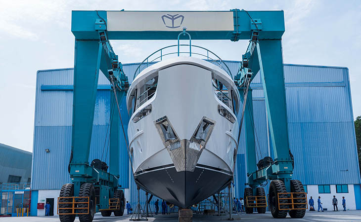 "ماجستي لليخوت" تعزّز حضورها العالمي مع إطلاق ماجستي 100 تراس